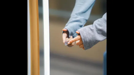 공장 가격 아치형 호텔 스마트 벽 거울 LED 조명 조절 가능 조명 욕실 거울
